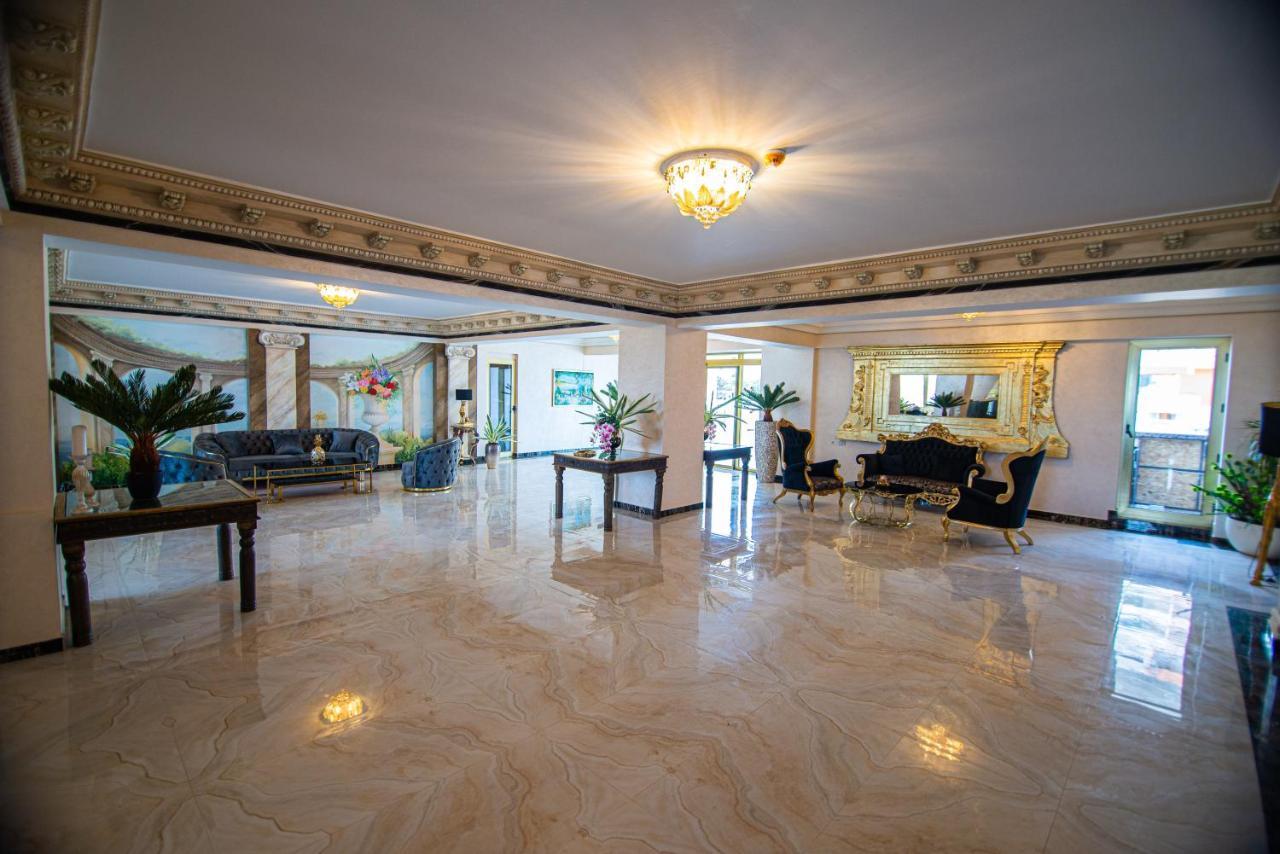 Alessio Hotel Residence Костинещи Екстериор снимка