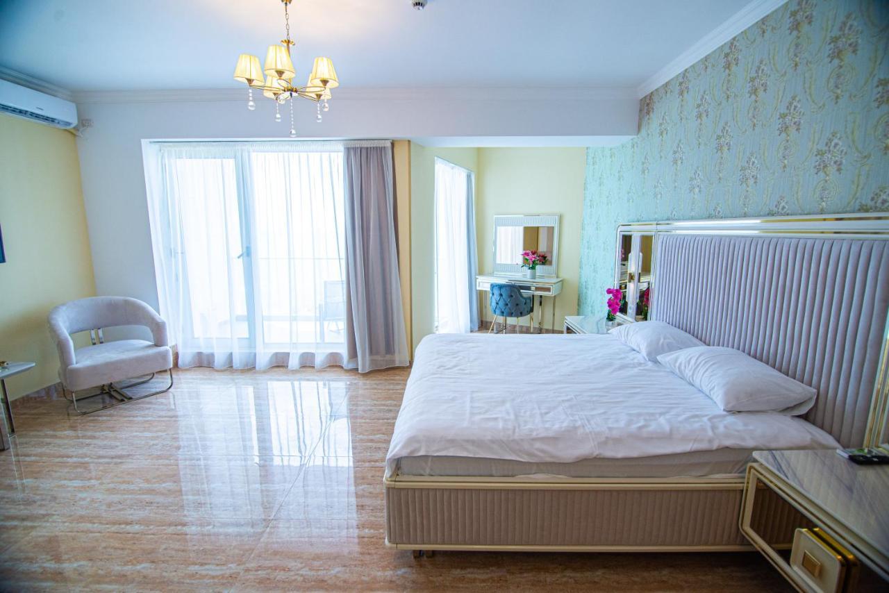 Alessio Hotel Residence Костинещи Екстериор снимка