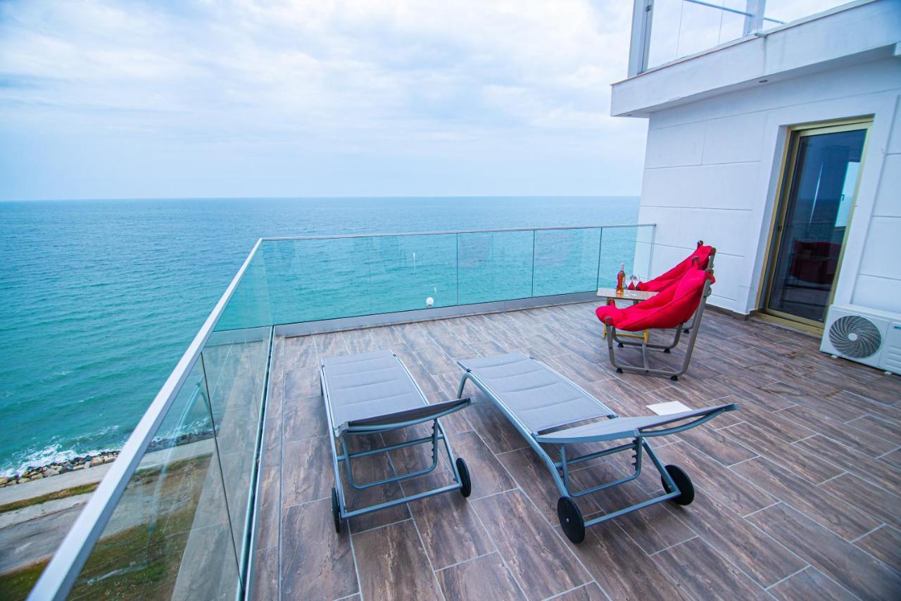 Alessio Hotel Residence Костинещи Екстериор снимка