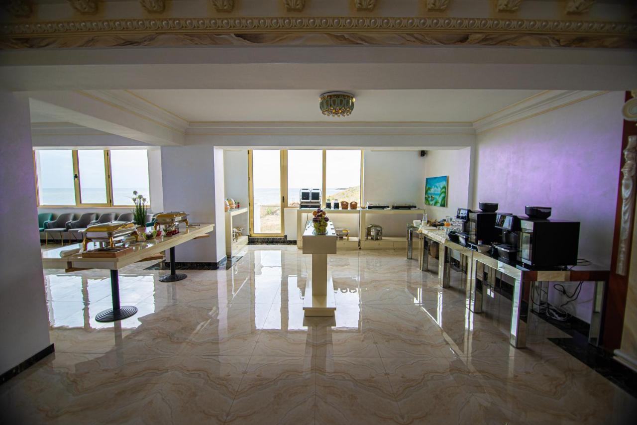 Alessio Hotel Residence Костинещи Екстериор снимка