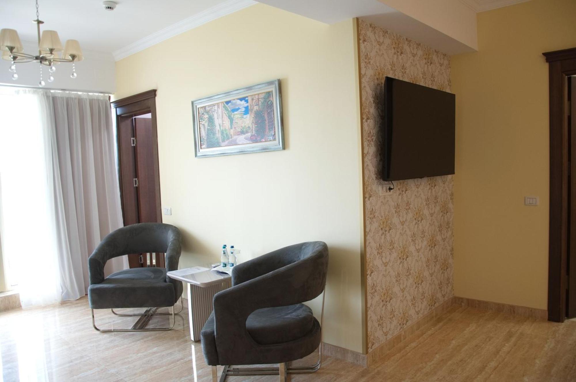 Alessio Hotel Residence Костинещи Екстериор снимка